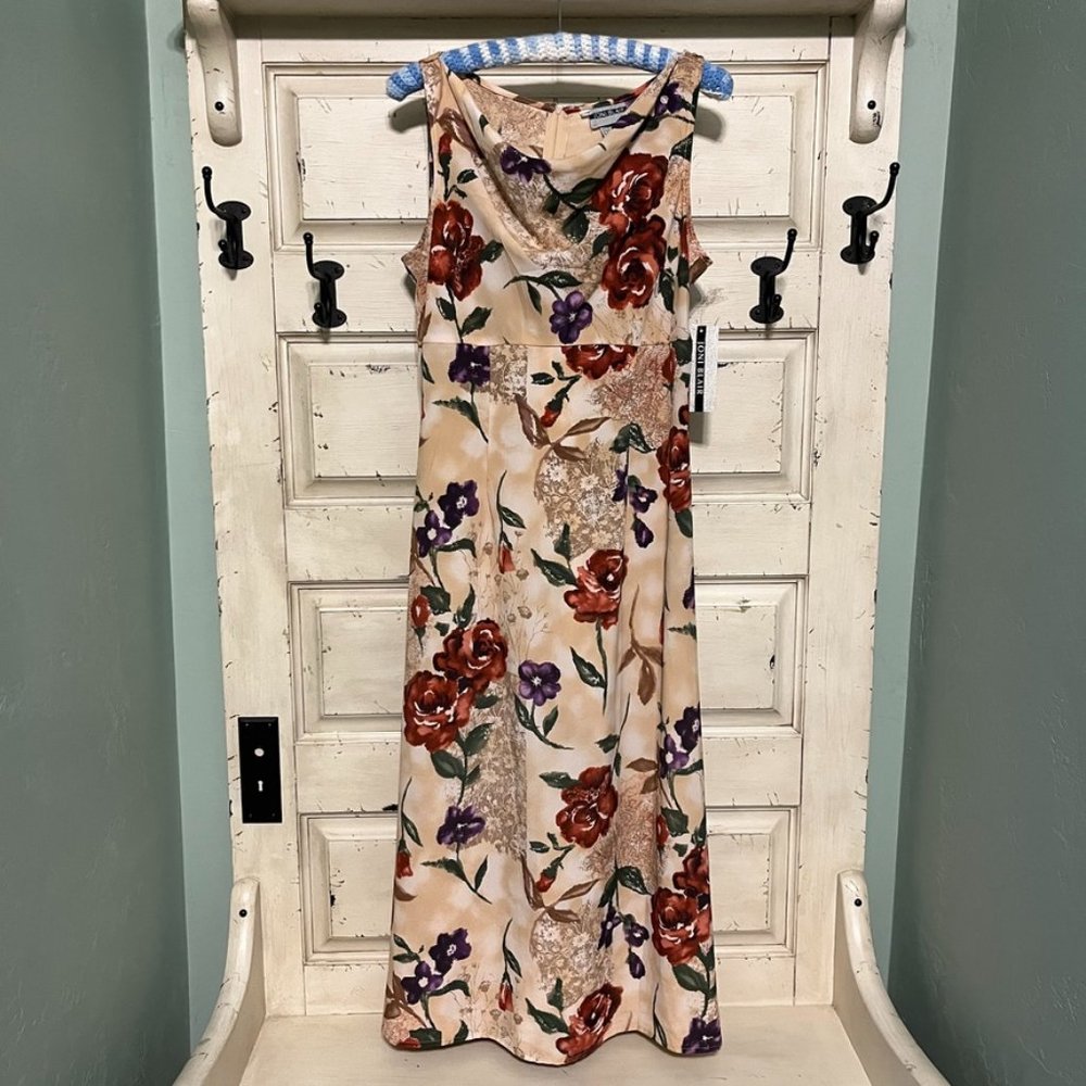 JONI BLAIR NWT Cream Floral Maxi Dress Size 11/12